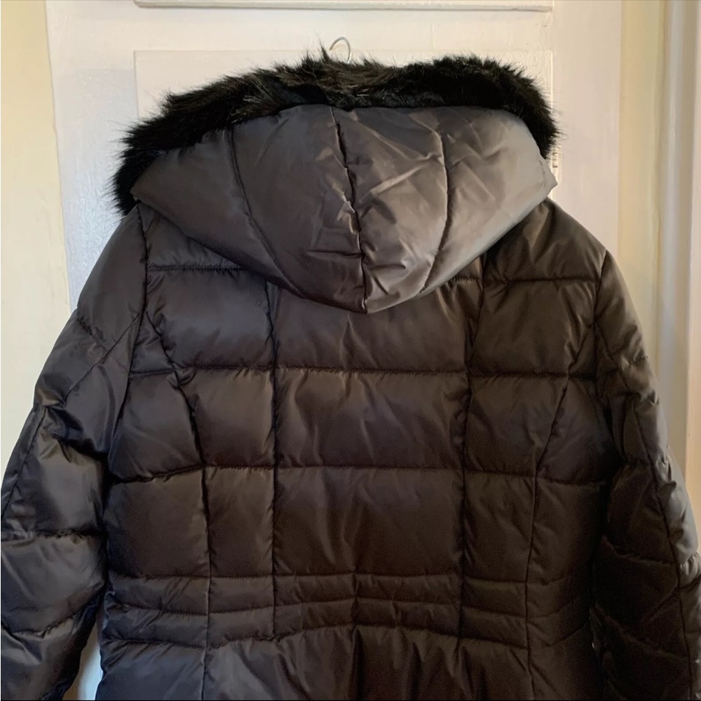 Elie Tahari Black Puffer Coat with Fur Trim - Picture 11 of 12